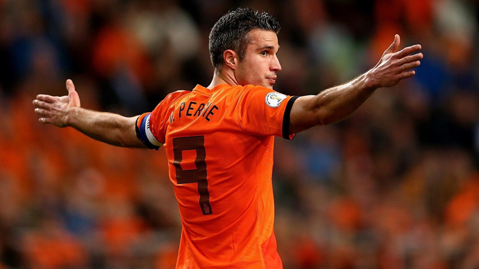 开云体育官方网入口-《PUBGMobile》“风暴之巅”线上线下联动，挑战极限操作！