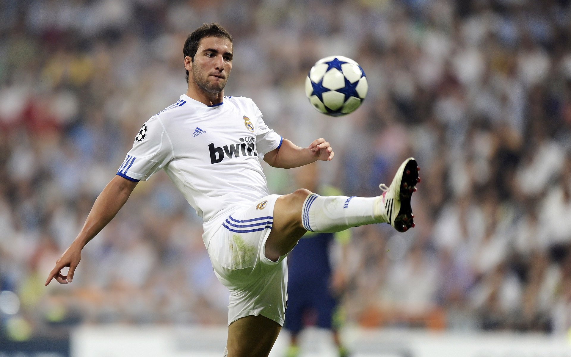 kaiyun-《PUBGMobile》《星际纷争》全服大赛，高手云集打造传奇！