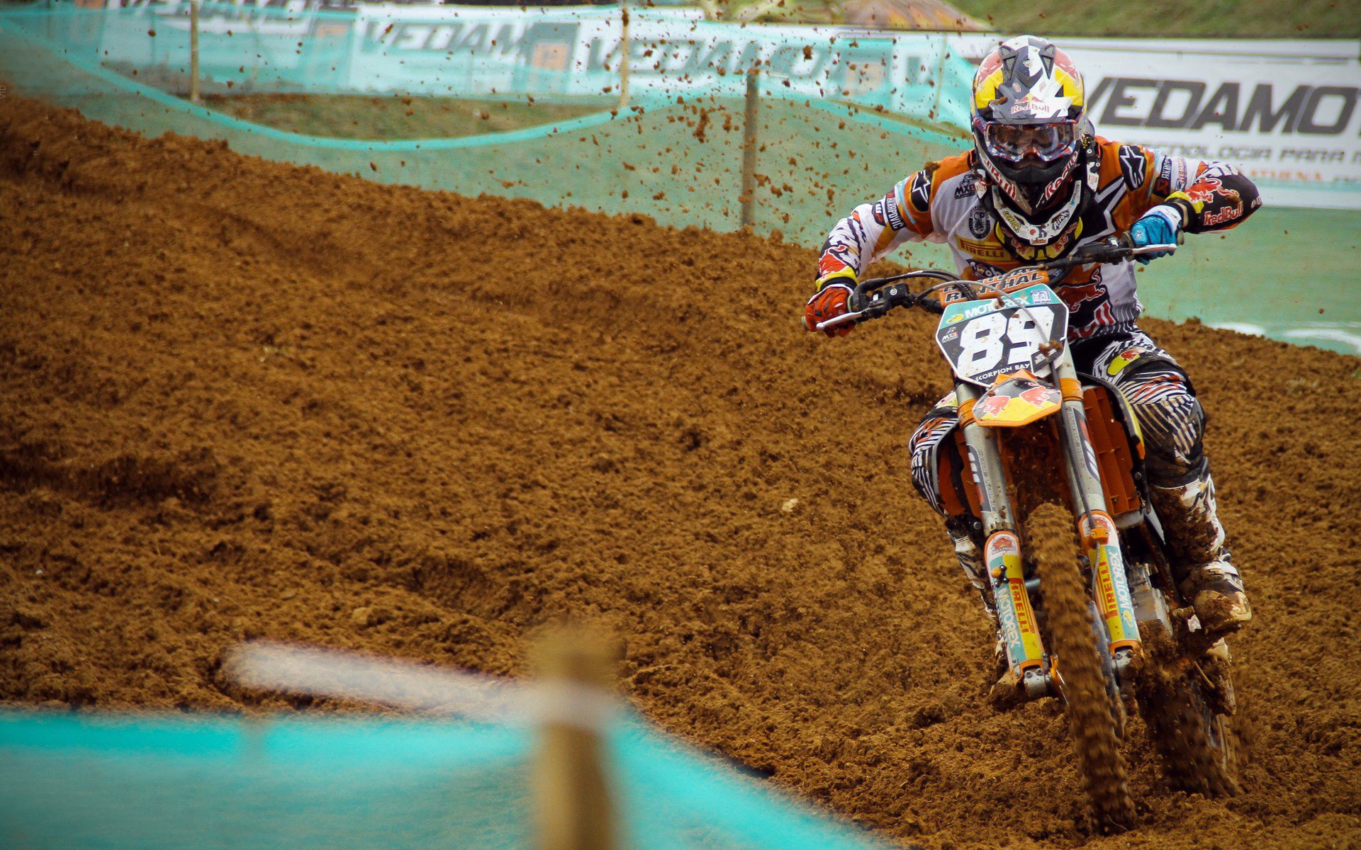 开云体育网页入口-《PUBGMobile》极限操控全球总决赛，极致操作点燃全场！